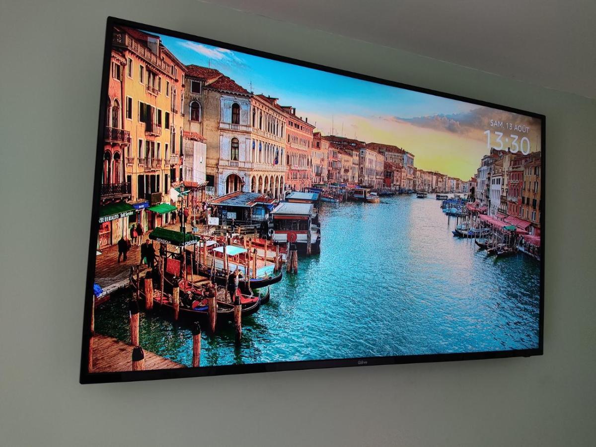 Ng Suitehome - Lille I Roubaix Centre I Coq Francais - Balneo - Netflix - Wifi エクステリア 写真